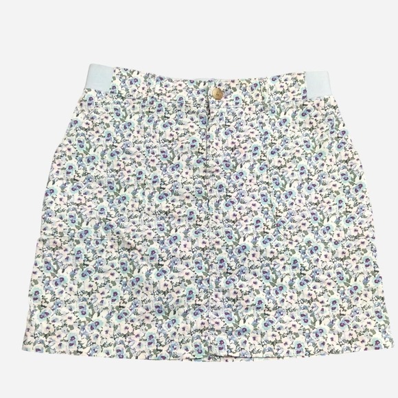 Dresses & Skirts - Lee Regular Fit Mid Rise Mini Skort Featuring Blue & Purple Flowers Size 6